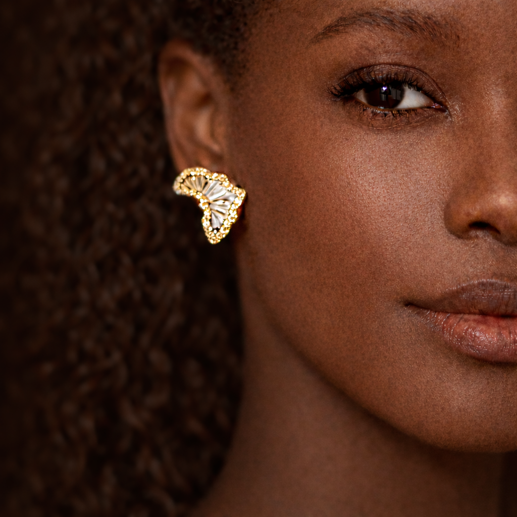 Africa Chandelier Studs Earrings